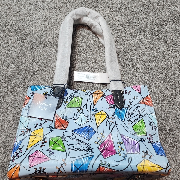 NWT Dooney & Bourke Small Shopper and Medium Wristlet Kite Rare Limited Edition - Picture 3 of 8
